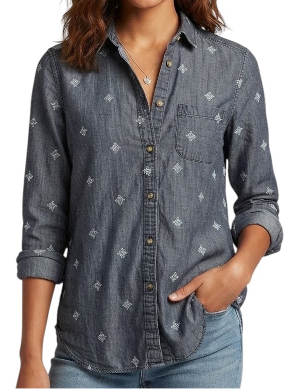 AMERICAN EAGLE Embroidered Chambray Button Up Shirt Medium